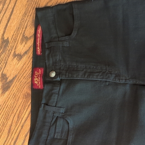 NYDJ chic slimming black Rhinestone bling seams high rise bootcut jeans. Sz 6 - Picture 3 of 11